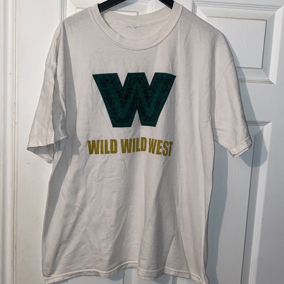 3/$30 Y2K Wild Wild West Shirt - Picture 2 of 7